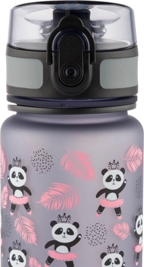 Izklaidējošs pandas dizains