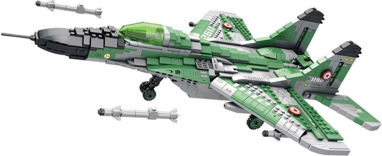 Funkcionāla šasija un raķetes