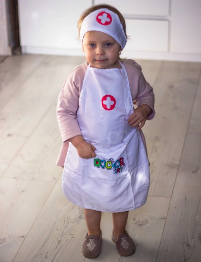 Regulējama cepurīte ar lipekļa aizdari