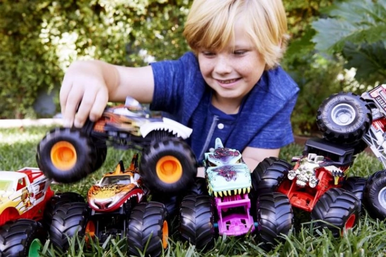 Izklaide, iedvesmota no Hot Wheels šova