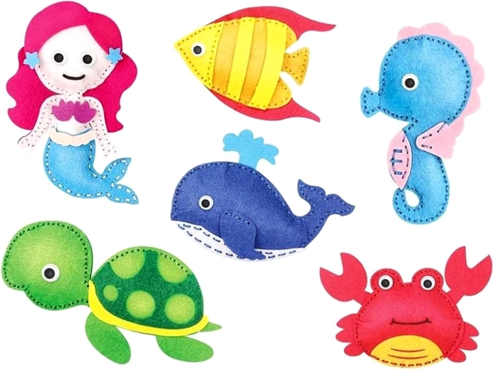 Mīlīga jūras draugu kompānija no mīksta filca