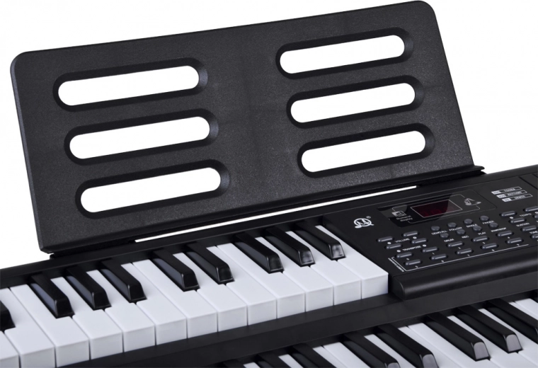 LED displejs un praktiskas vadības funkcijas