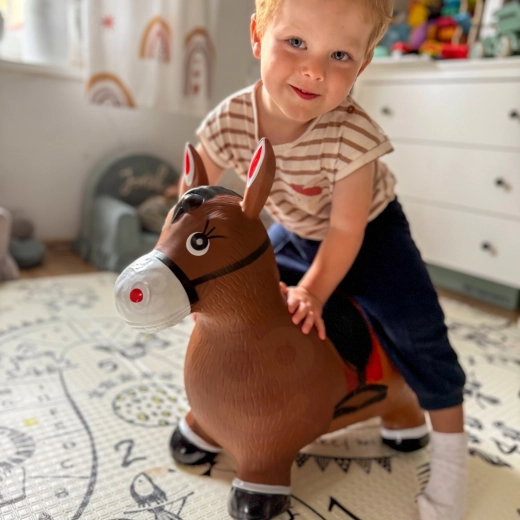 Attīsta līdzsvaru un motoriku