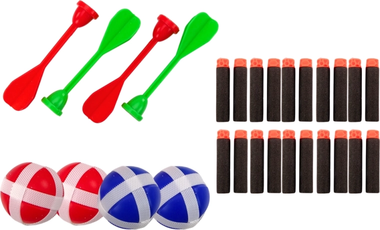 Bagātīgs piederumu komplekts dažādiem spēles stiliem