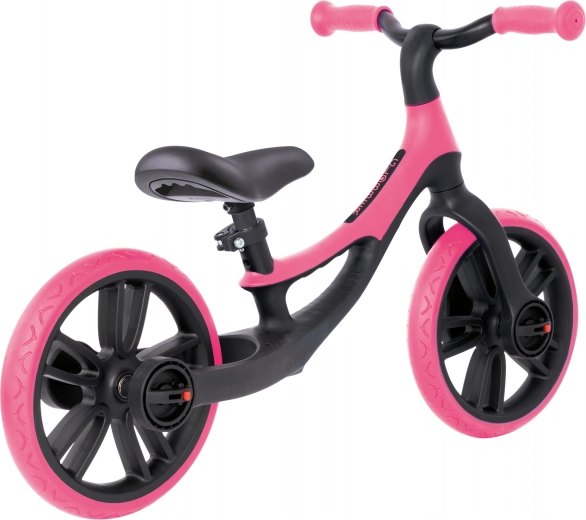 Klusa un ērta braukšana ar 10" TPE riteņiem