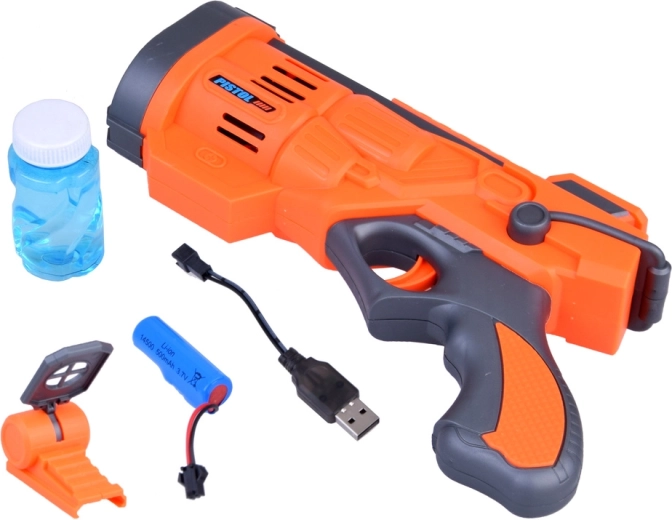 Uzlādējams akumulators un USB kabelis komplektā