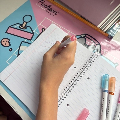 Piesātinātas krāsas, kas izceļas