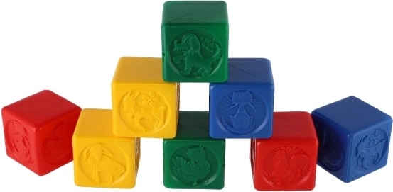 Radoša būvēšana ar krāsainiem klucīšiem