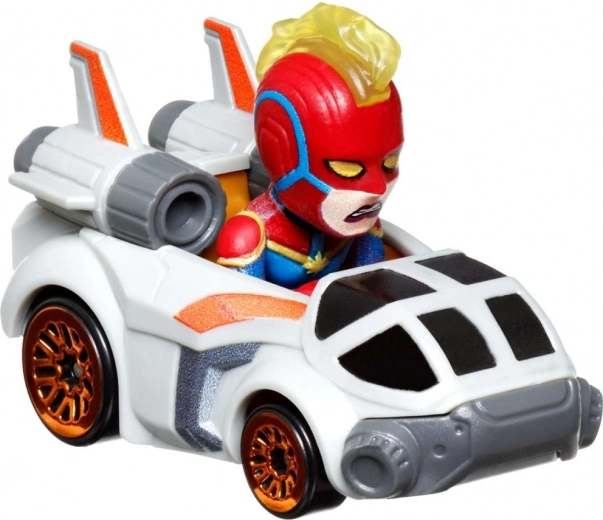 Saderīgas ar Hot Wheels trasēm