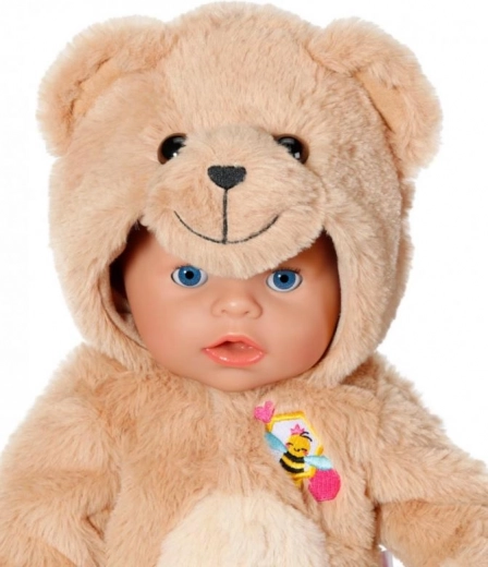 Kapuce ar lācīti un mīlīgi akcenti