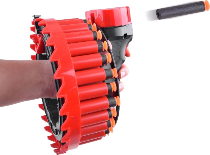 Ātra šaušana un darbības rādiuss līdz 10 metriem