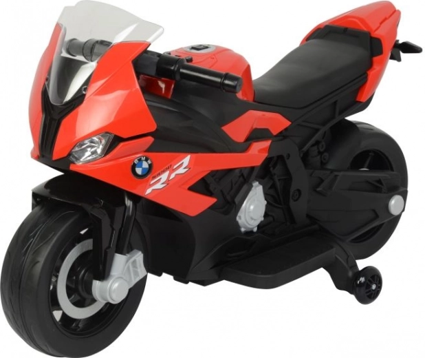 Reālistisks sporta motocikla izskats