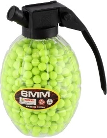 Trīs košas krāsas