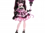 Lelle Monster High – biedējoši saldā ballīte – Draculaura